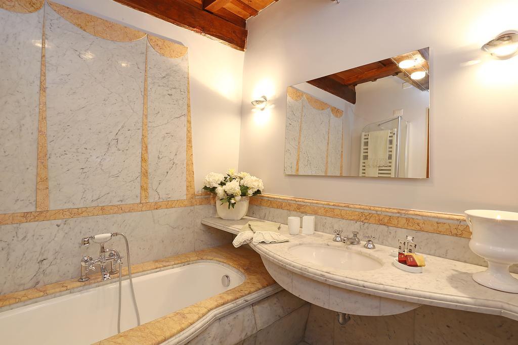 The Palazzetto Suites Rome Exterior photo