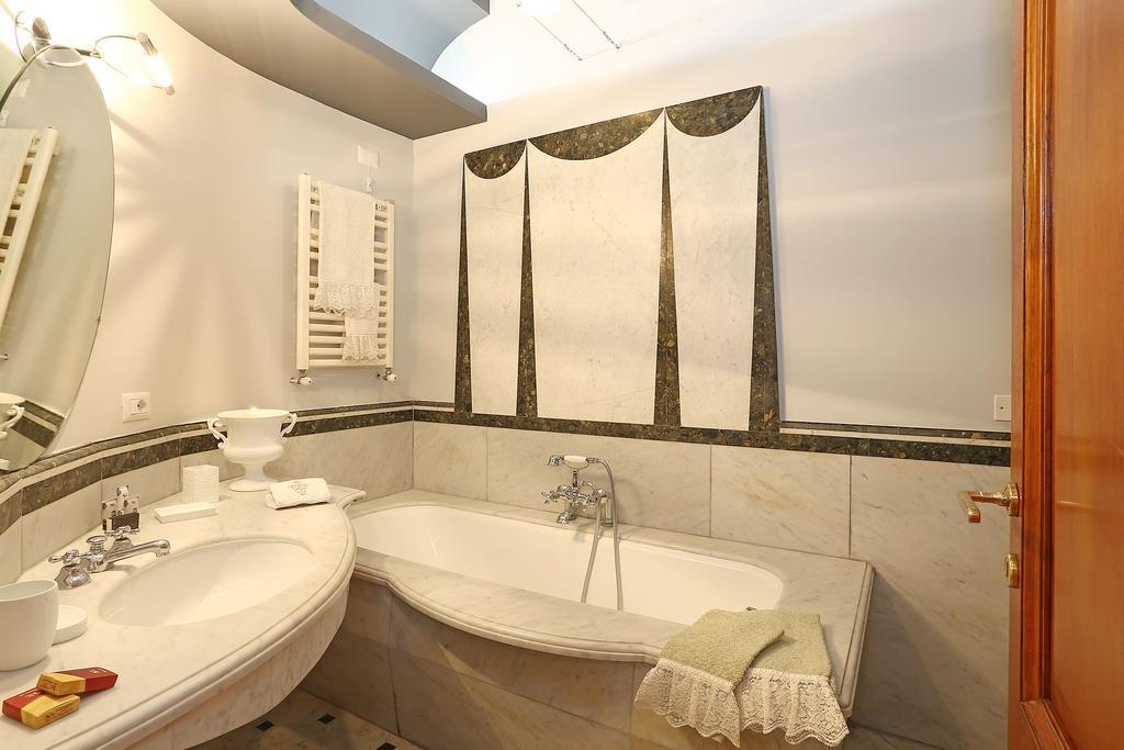 The Palazzetto Suites Rome Exterior photo