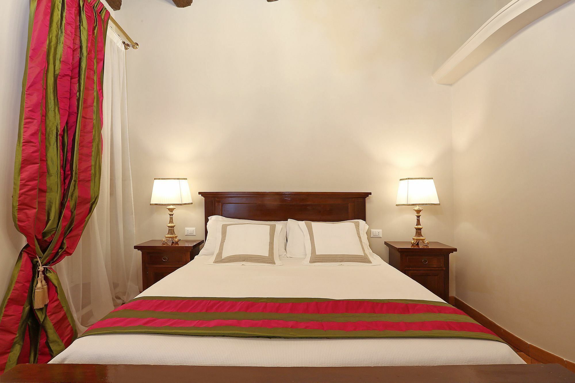 The Palazzetto Suites Rome Exterior photo